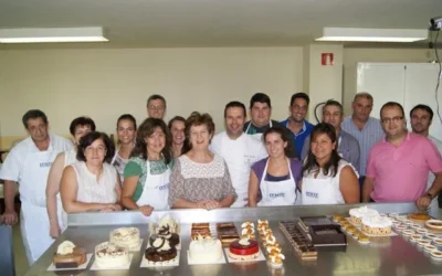 Finaliza el curso de «PASTELERÍA RENOVADA EN FORMATO TARTA E INDIVIDUAL» impartido por Daniel Álvarez