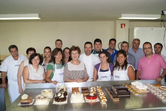 Finaliza el curso de «PASTELERÍA RENOVADA EN FORMATO TARTA E INDIVIDUAL» impartido por Daniel Álvarez