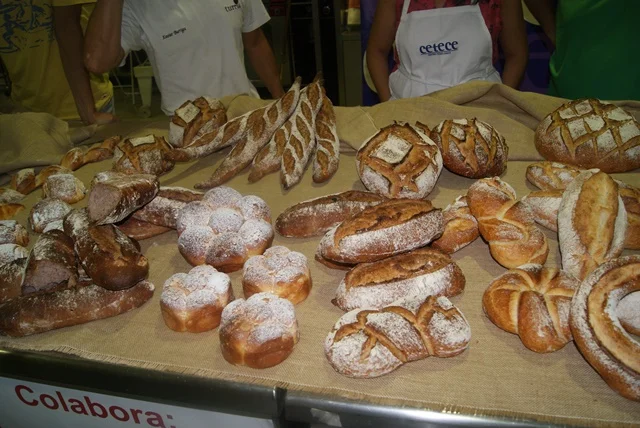 Finaliza el curso "El universo de Xavier Barriga: nuevas y creativas elaboraciones de panadería y bollería moderna" 2014