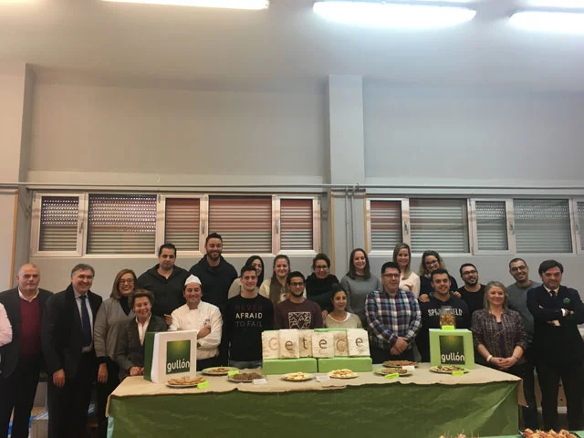 15 personas desempleadas se forman en operaciones básicas de pastelería en Aguilar de Campoo por el CETECE