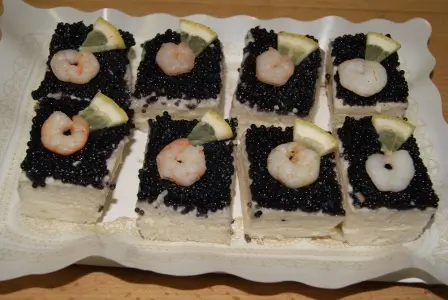 Canapé de caviar