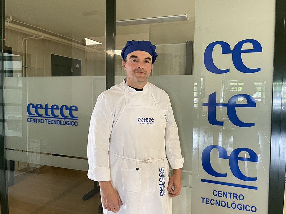 Juan Carlos González Santos: El estudiante de CETECE que desafía los fogones sin gluten