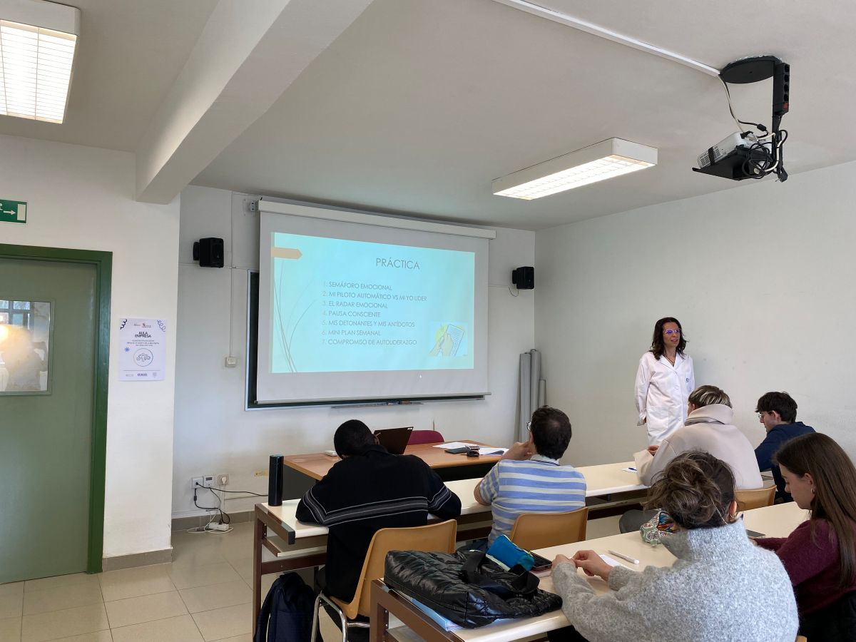 Taller de Autoliderazgo y Gestión Emocional en el marco de #AulaEmpresaCyL